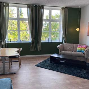 Hotel Den Lille Skole - Ferie Pa Aero I Marstal By - Vaerelser Exteriér fotografie